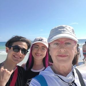 Meet your Posher, Cheryl